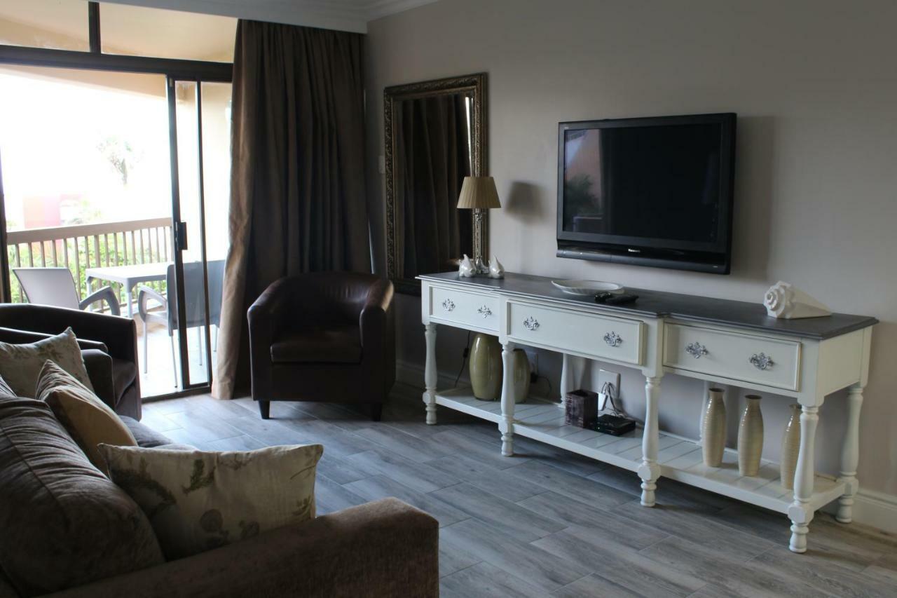 Beachfront Luxury @ Umhlanga ダーバン エクステリア 写真