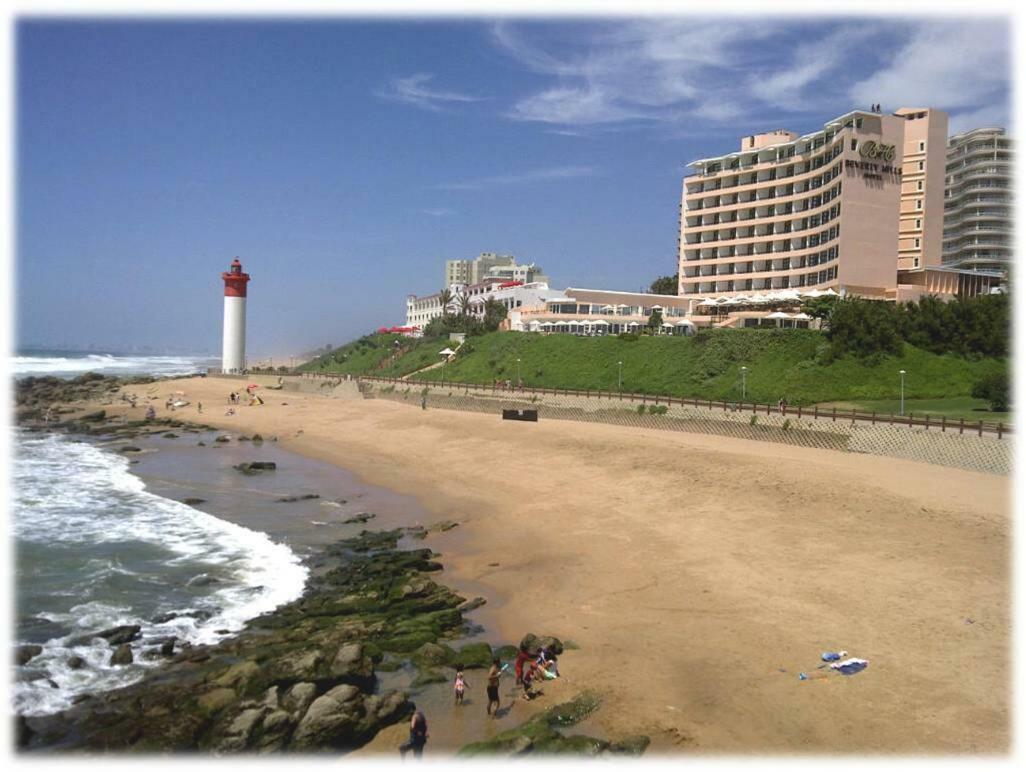 Beachfront Luxury @ Umhlanga ダーバン エクステリア 写真