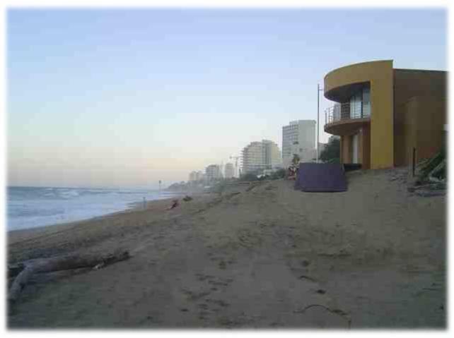 Beachfront Luxury @ Umhlanga ダーバン エクステリア 写真